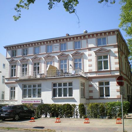 Haus Troja Hotel Rostock Exterior foto